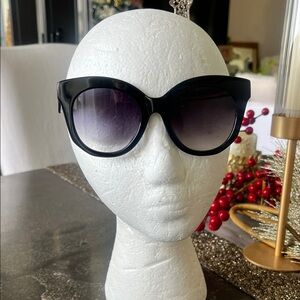 Gillian EUC black cat eye sunglasses with gradient lenses